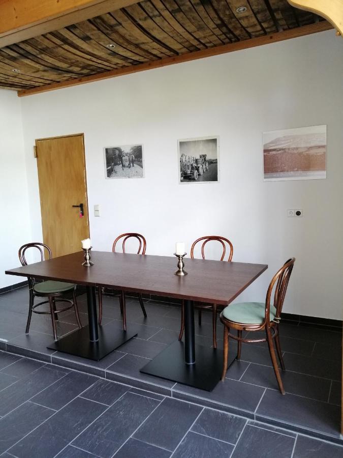 Weingut Licht-Stadtfeld Браунеберг Экстерьер фото