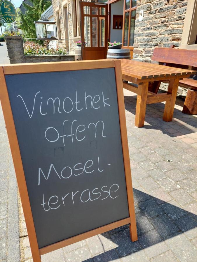 Weingut Licht-Stadtfeld Браунеберг Экстерьер фото