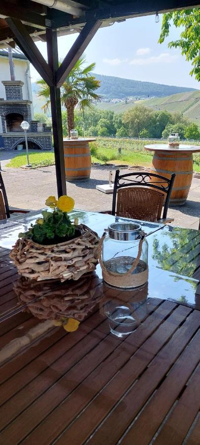 Weingut Licht-Stadtfeld Браунеберг Экстерьер фото
